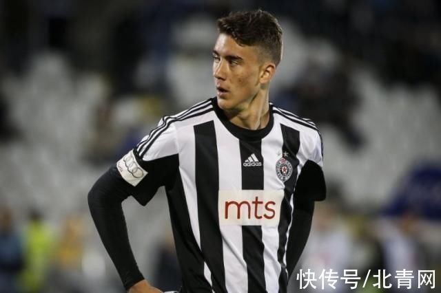 亚历山大不