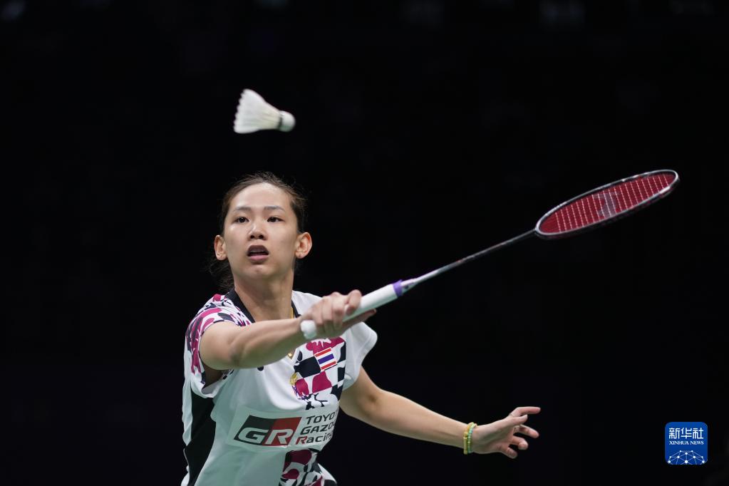 灵活应变的 灵活应变的