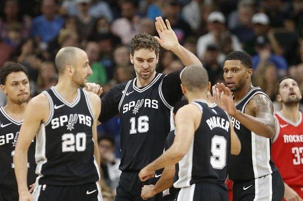 威少拥抱杜兰特！火箭8换1大交易！正式跌入附加赛区