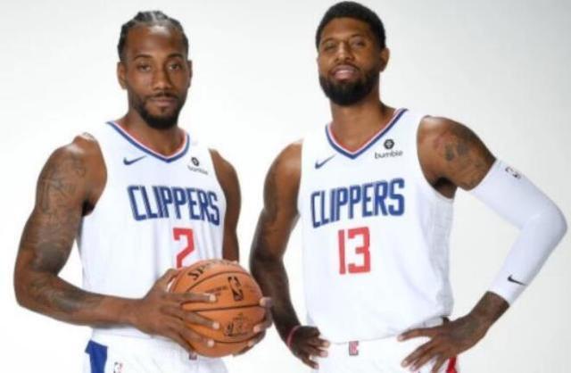 中场出球线 中场出球线